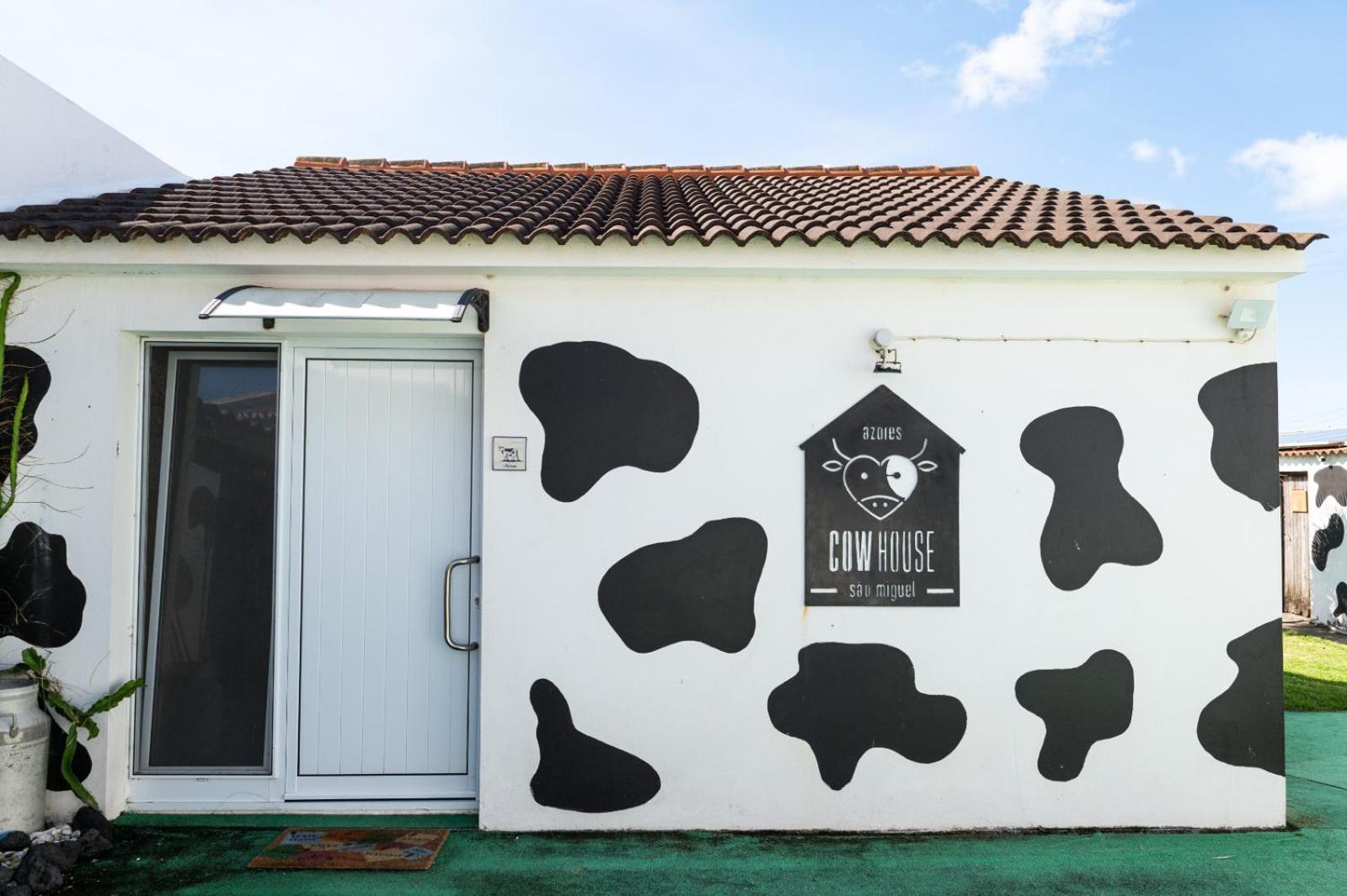 Azores Cow House Calhetas Esterno foto